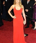 Jennifer_Lawrence_attending_the_2011_Academy_Awards_in_a_smoking_hot_red_dress_MQ_62.jpg
