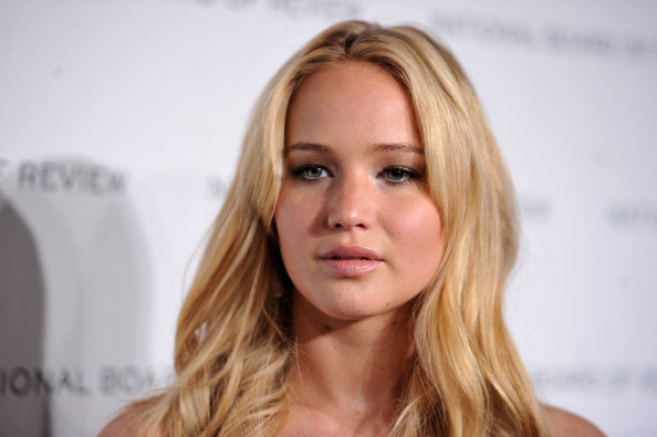 Jennifer_Lawrence_attending_the_2011_National_Board_Review_10.jpg