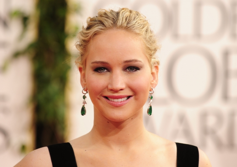 Jennifer_Lawrence_at_the_Golden_Globes_Awards_2011_06.jpg