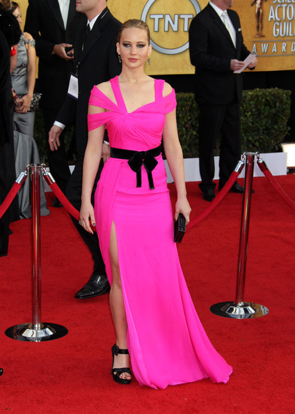 Jennifer_Lawrence_attending_the_17th_Annual_Screen_Actors_Guild_Awards_03.jpg