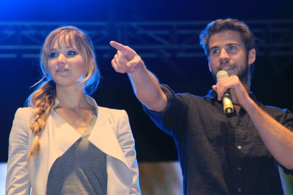 Jennifer Lawrence and Liam Hemsworth together at The Hunger Games rally at Six Flags in Mexico City!
