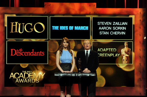 Jennifer_Lawrence_presenting_the_2011_Oscar_nominees_26.jpg