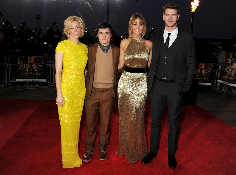 Beautiful_Jennifer_Lawrence_in_a_Golden_dress_at_the_London_premiere_of_The_Hunger_Games_002.jpg