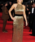 Beautiful_Jennifer_Lawrence_in_a_Golden_dress_at_the_London_premiere_of_The_Hunger_Games_011.jpg