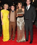 Beautiful_Jennifer_Lawrence_in_a_Golden_dress_at_the_London_premiere_of_The_Hunger_Games_017.jpg