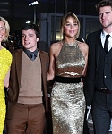 Beautiful_Jennifer_Lawrence_in_a_Golden_dress_at_the_London_premiere_of_The_Hunger_Games_020.jpg