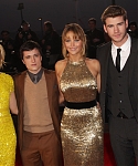 Beautiful_Jennifer_Lawrence_in_a_Golden_dress_at_the_London_premiere_of_The_Hunger_Games_028.jpg