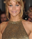 Beautiful_Jennifer_Lawrence_in_a_Golden_dress_at_the_London_premiere_of_The_Hunger_Games_095.jpg