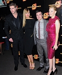 Jennifer_Lawrence_at_the_Paris_Hunger_Games_premiere_showing_a_fully_nude_back_in_a_beautiful_dress_037.jpg