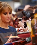 Jennifer_Lawrence_in_a_sexy_hot_dress_at_the_Madrid_premiere_of_The_Hunger_Games_in_Spain_11.jpg