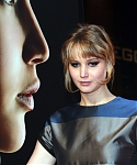 Jennifer_Lawrence_in_a_sexy_hot_dress_at_the_Madrid_premiere_of_The_Hunger_Games_in_Spain_22.jpg