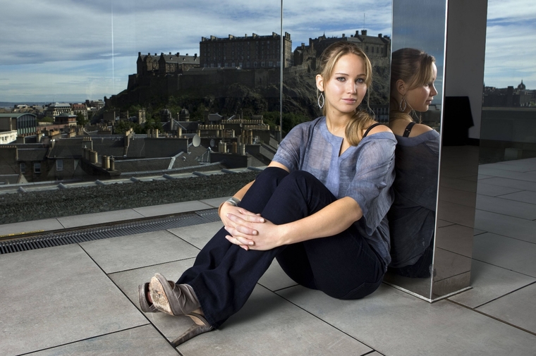 Jennifer_Lawrence_sexy_hot_photoshoot_20.jpg