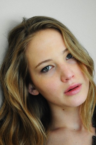 2010-02-Sundance_Film_Festival_photoshoot_of_Jennifer_Lawrence_04.jpg