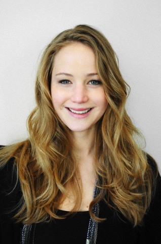 2010-02-Sundance_Film_Festival_photoshoot_of_Jennifer_Lawrence_15.jpg