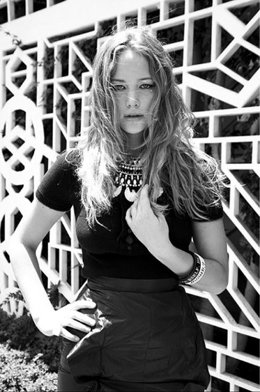 jenniferlawrencecom005.jpg