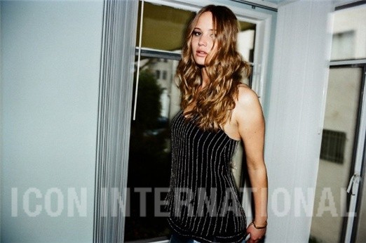 jenniferlawrencecom037.jpg