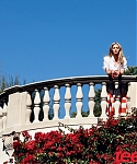 Jennifer_Lawrence_on_the_cover_of_Teen_Vogue_13.jpg