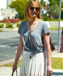 jlaw_candid_21april2013_022.jpg