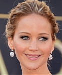 jlaw_events_24feb2013_academyawardsredcarpet_030.jpg