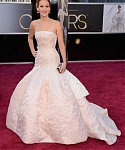 jlaw_events_24feb2013_academyawardsredcarpet_064.jpg