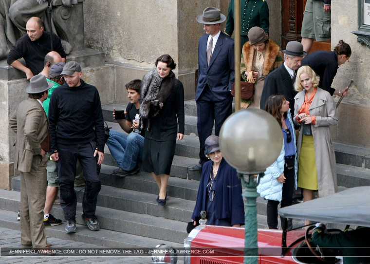 5BOn_the_Set5D_May_152C_2012_-_Prague_282629.jpg