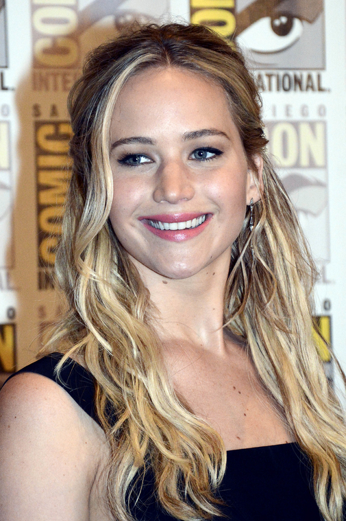A_July_9_-__International_Comic_Con_-___The_Hunger_Games__Mockingjay_Part_2___Press_Conference_28829.jpg