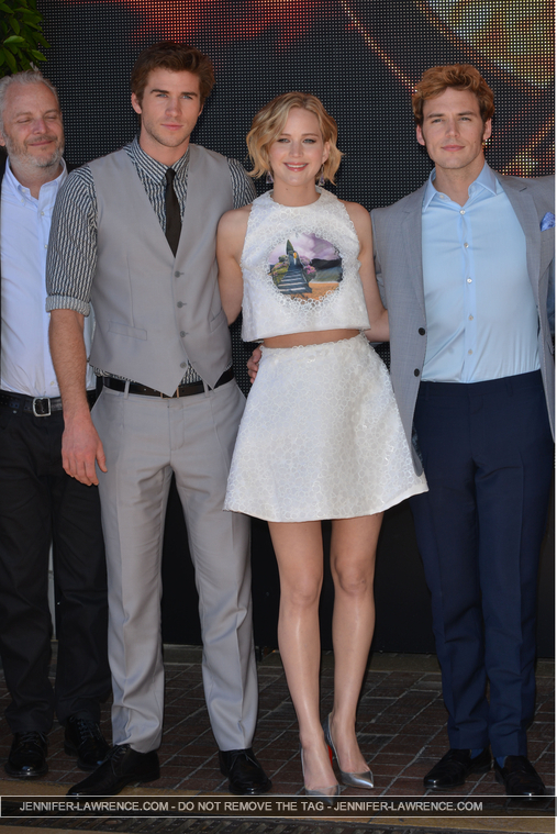 A_May_17_-__Mockingjay_Part_1__photocall_at_Cannes_in_France_2812429.jpg