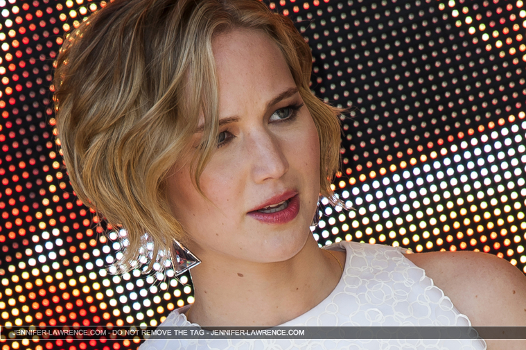 A_May_17_-__Mockingjay_Part_1__photocall_at_Cannes_in_France_28329.jpg