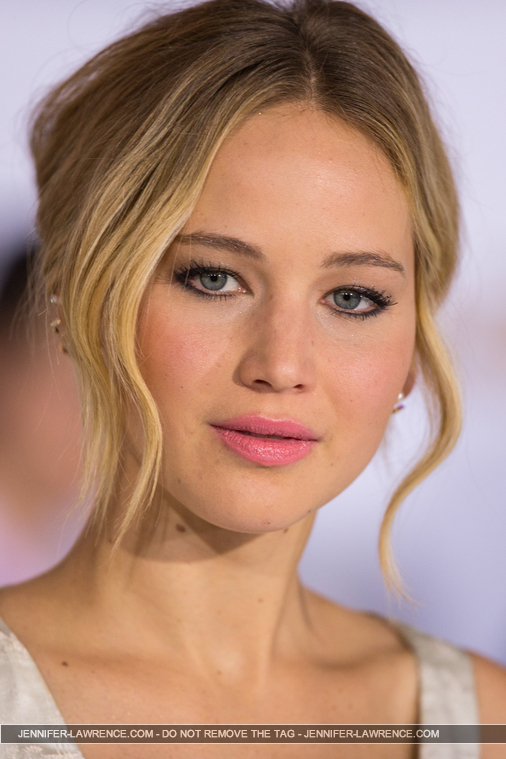 A_November_17_-__Mockingjay_Part_1__LA_Premiere_284229.jpg