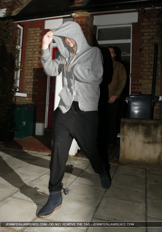 April_25_-_Leaving_a_friends_house_in_London_28529.jpg
