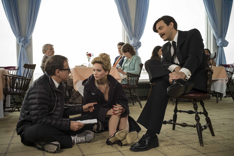 Behind_The_Scenes_28229~0.jpg