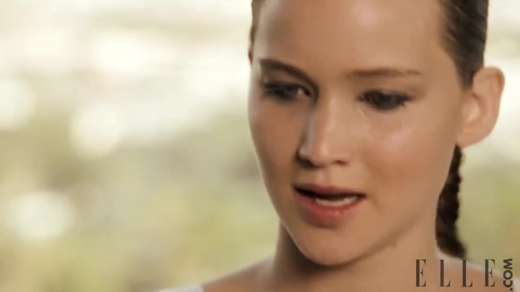 Behind_the_Scenes_Elle_Photoshoot_28December_201229__2819129.jpg
