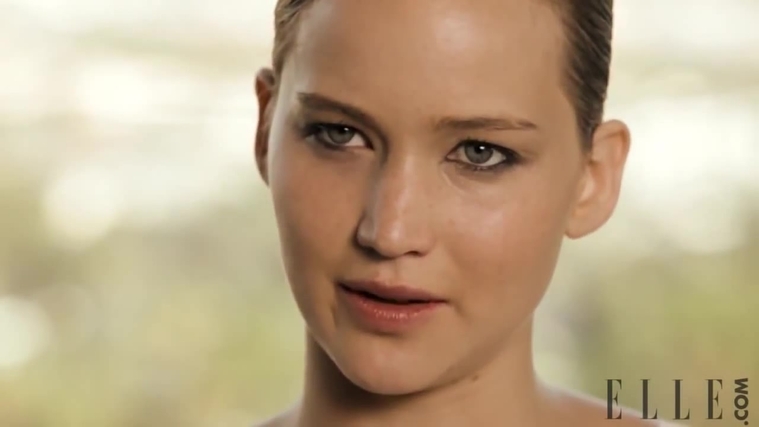 Behind_the_Scenes_Elle_Photoshoot_28December_201229__2820629.jpg