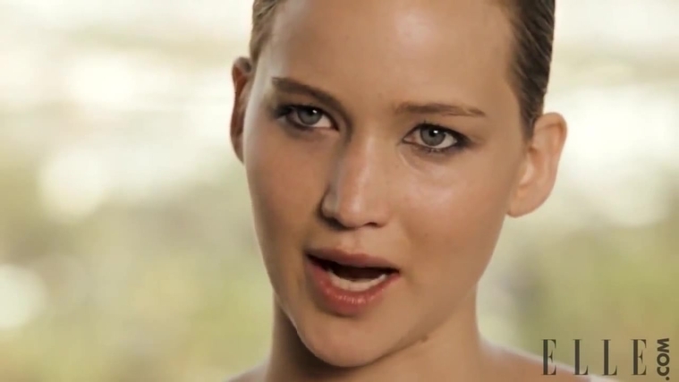 Behind_the_Scenes_Elle_Photoshoot_28December_201229__2820829.jpg