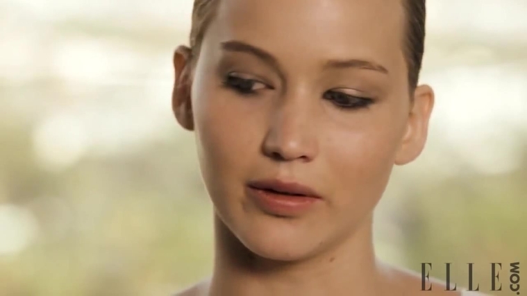 Behind_the_Scenes_Elle_Photoshoot_28December_201229__2821529.jpg
