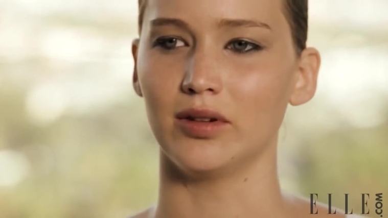 Behind_the_Scenes_Elle_Photoshoot_28December_201229__2823029.jpg