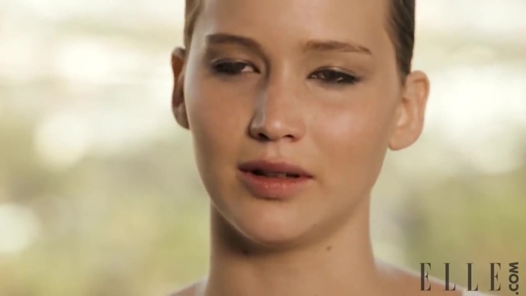Behind_the_Scenes_Elle_Photoshoot_28December_201229__2823129.jpg