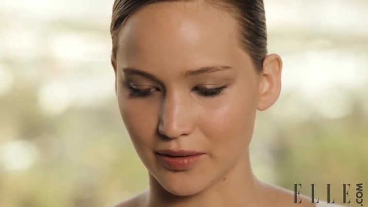 Behind_the_Scenes_Elle_Photoshoot_28December_201229__2826529.jpg