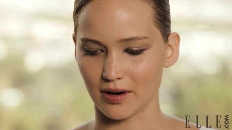 Behind_the_Scenes_Elle_Photoshoot_28December_201229__2826629.jpg