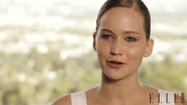 Behind_the_Scenes_Elle_Photoshoot_28December_201229__2838429.jpg