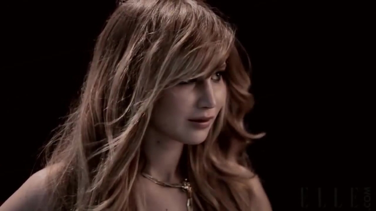 Behind_the_Scenes_Elle_Photoshoot_28December_201229__2842129.jpg