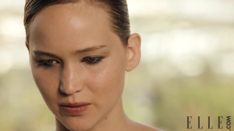 Behind_the_Scenes_Elle_Photoshoot_28December_201229__2852429.jpg