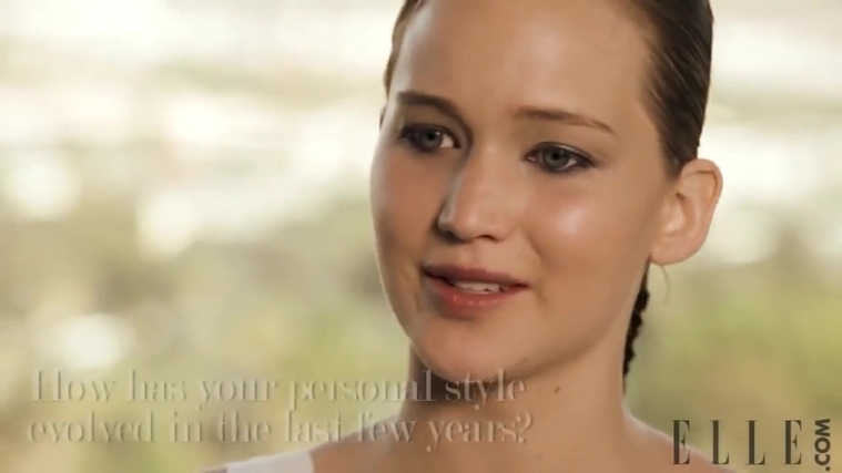 Behind_the_Scenes_Elle_Photoshoot_28December_201229__2860729.jpg
