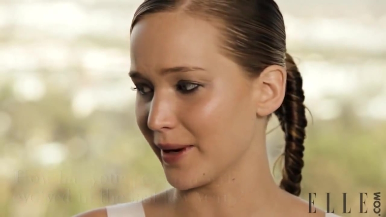 Behind_the_Scenes_Elle_Photoshoot_28December_201229__2863329.jpg