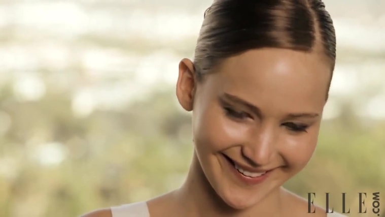 Behind_the_Scenes_Elle_Photoshoot_28December_201229__2869129.jpg