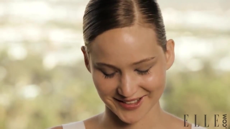Behind_the_Scenes_Elle_Photoshoot_28December_201229__2869829.jpg