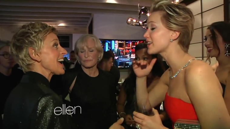 Behind_the_Scenes_at_the_Oscars_2811529.jpg