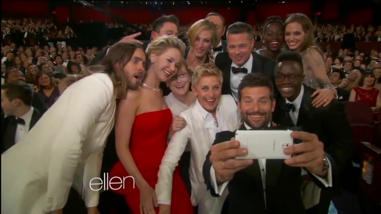 Behind_the_Scenes_at_the_Oscars_284929.jpg