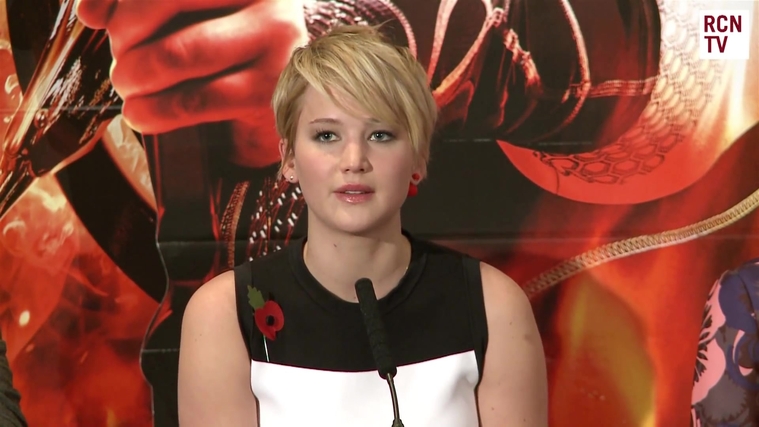 Catching_Fire_Press_Conference_2810129.jpg