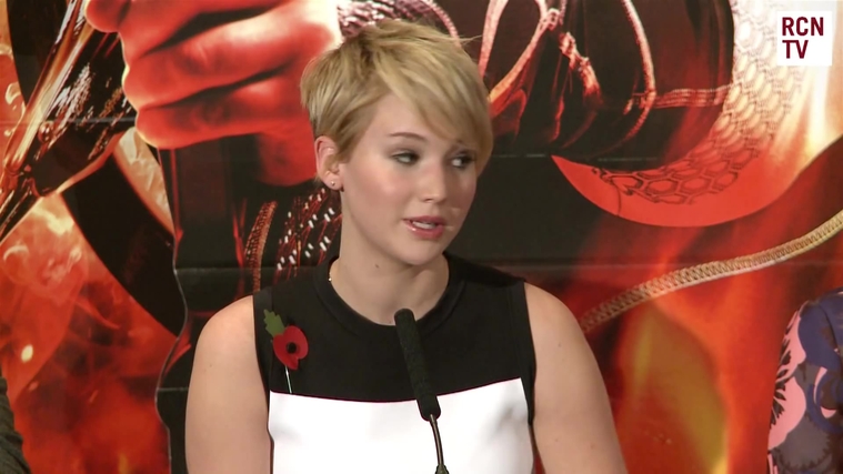 Catching_Fire_Press_Conference_2810229.jpg